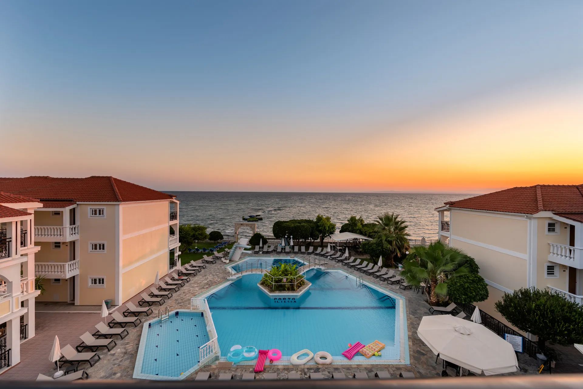 Tiara Holidays - Porto Iliessa - pool